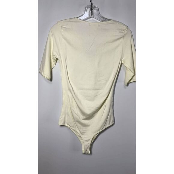 La Winner Cream Half Sleeve Crisscross Detail Body Suit Size M/L - Picture 3 of 7